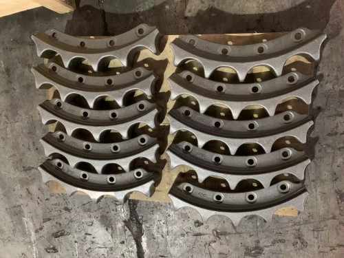 SW Bulldozer Spare Parts D50,D60,D85,D155,D6D,D6H,D7G Sprocket Segment Group